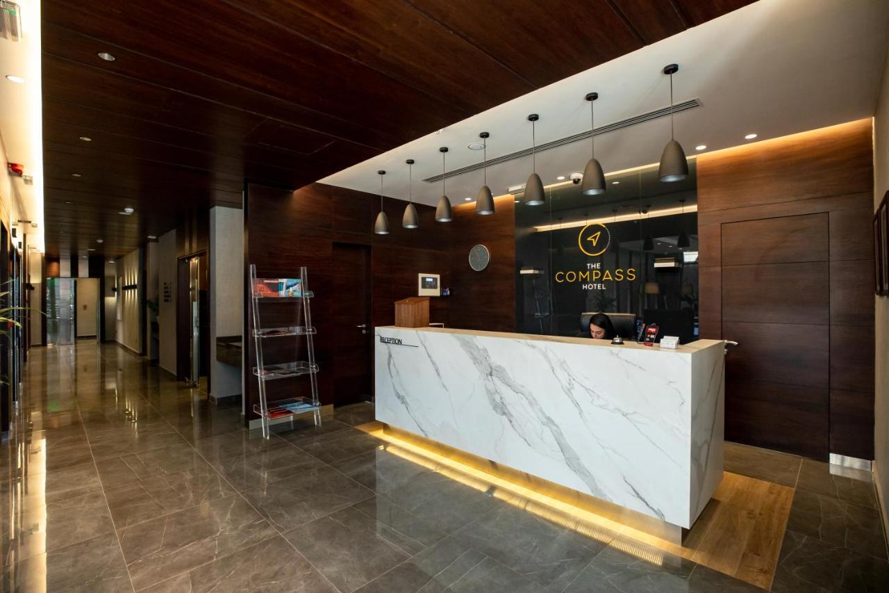 The Compass Hotel Amman Exteriör bild